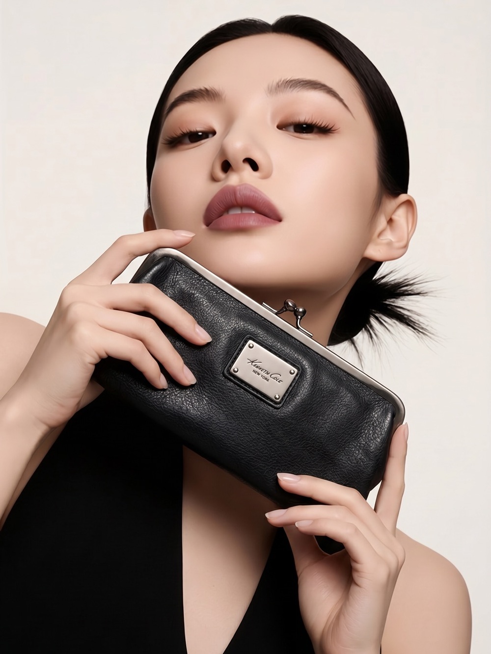 Kenneth Cole Black Leather Clutch W Multiple Slots & Pockets